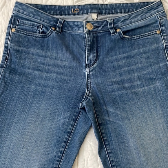 LC Straight Leg Stretch Mid Rise Blue Denim Jeans - Picture 4 of 8